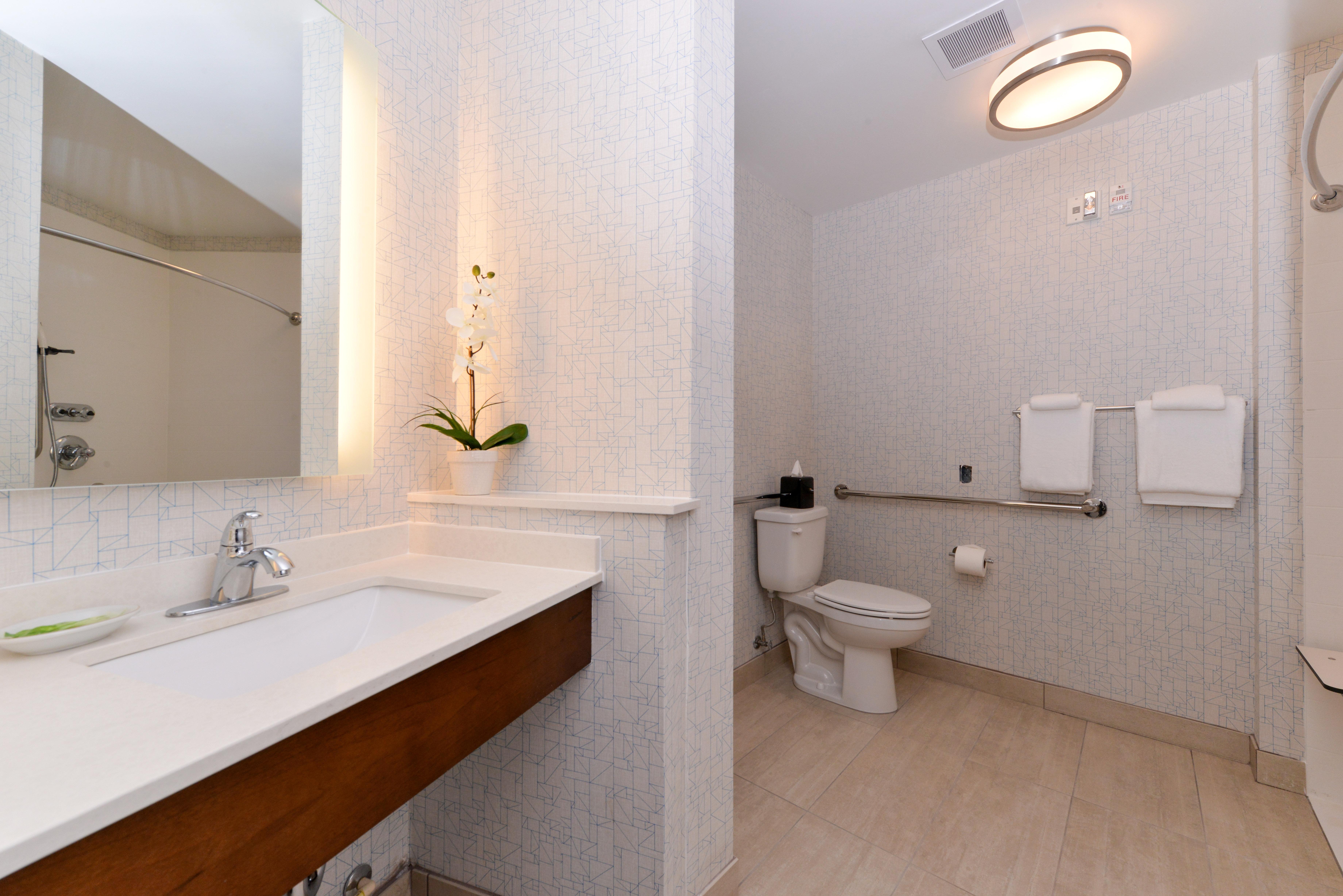 Express & - - Madeira By Ihg 3* St. Petersburg