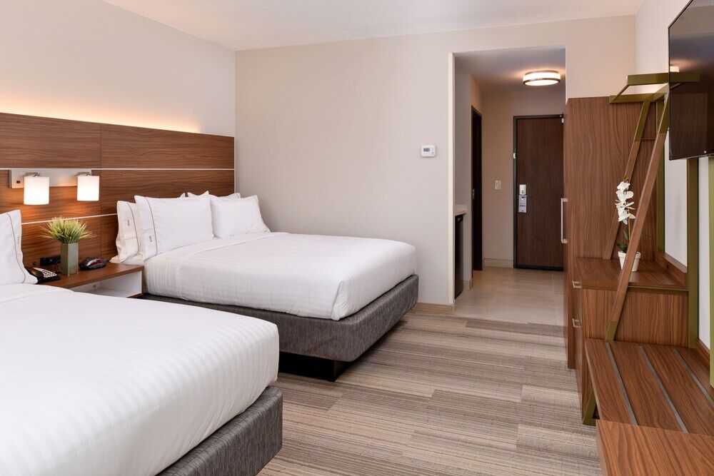 Hotel Express & - - Madeira By Ihg 3*